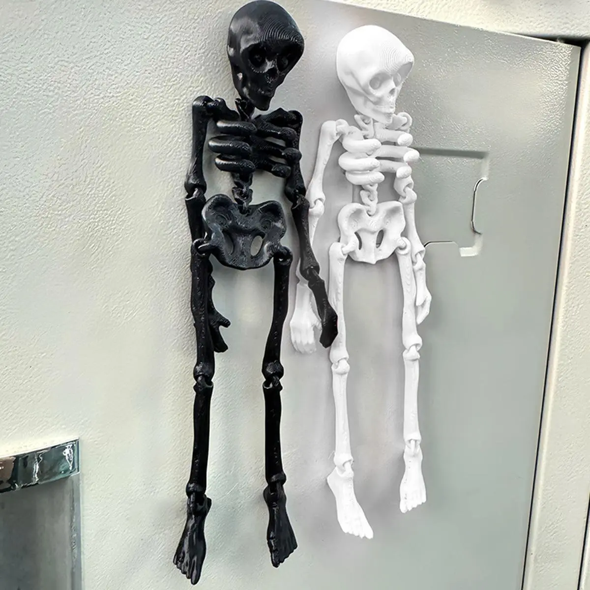 Creative Halloween Skeleton Resin Craft, Skeleton Decorative Ornament, Home Decor for Living Room Bedroom Office, Funny Gift for Friends, Halloween Decoration