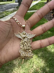 Saint Michael Archangel Pendant Necklace - Elegant Unisex Bling Crystal Jewelry with 4mm 20-Inch Cuban Chain for Daily & Casual Wear