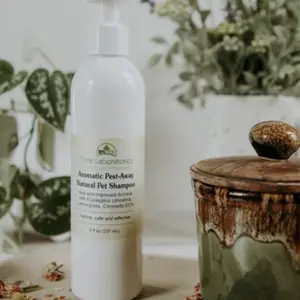 Aromatic Pest-Away Natural Pet Shampoo 8 oz