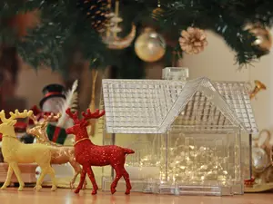 Lite N' Fresh Gingerbread Decoration House Container Jar and DIY Craft Box Set with Sustainable Solar-Powered Light Panel and Remote Control - Chirstams Durable Colorful Decoration