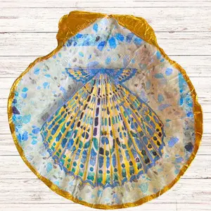 "Scallop" Decoupage Scallop Shell