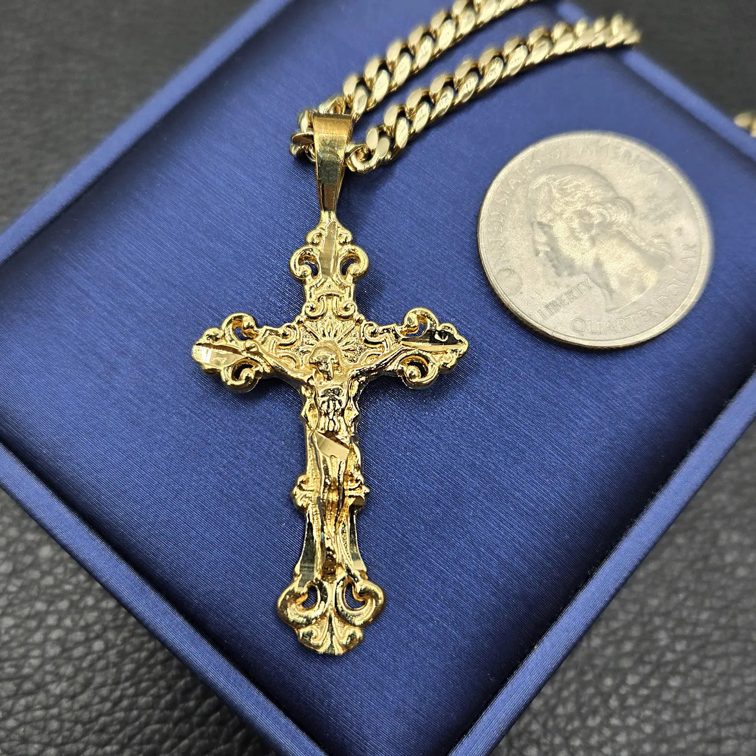 MaxBling81 Unisex Casual Cross Pendant Necklace, Hip Hop Statement Jewelry in Gold-Finished Brass with 4mm Cuban Link Chain for Daily Wear, 18-24in, Fashion Cross Pendant, Cross Necklace