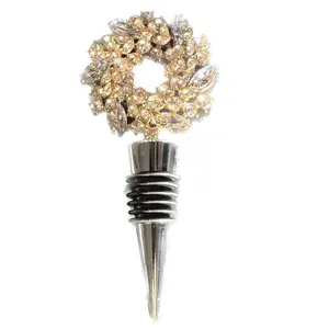 Crystal Christmas Wreath Wine Stopper in Silver with Gold Accent