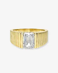 Lab Diamond Emerald Graduated Bar Ring
