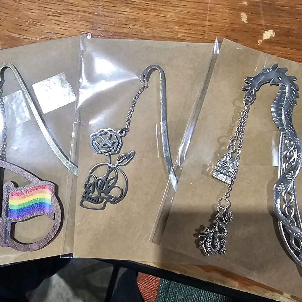 JoJo's Book Hooks