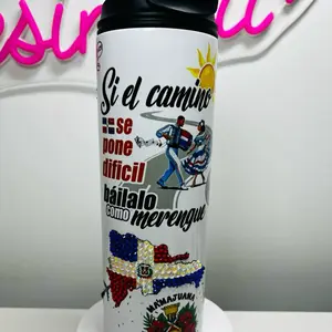Desing Tumbler Orgullo Dominicano 20 Onzas with Vibrant Dominican Flag Design and Merengue Theme