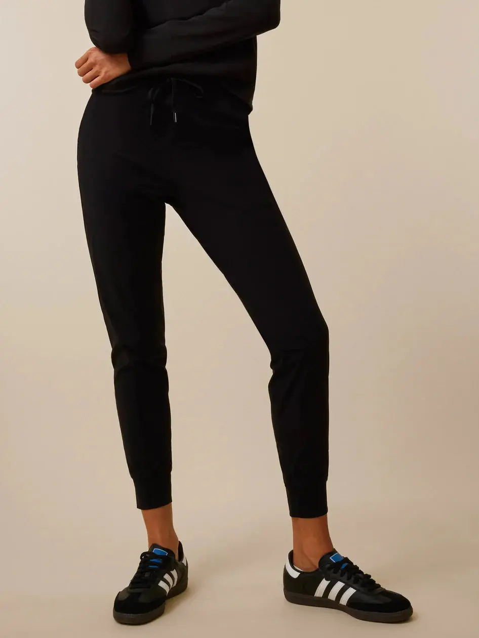 Pheonix Jogger