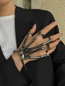 Punk Skull Head Hand Accessory Halloween Bracelet Adjustable Unisex Elegant Unique Versatile Rock Hip-Hop Style Halloween Gift