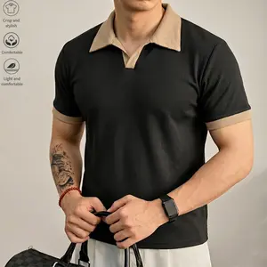Men’s short-sleeve polo T-shirt with contrast waffle texture, mature casual style