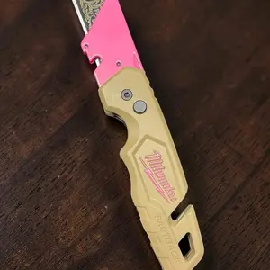 Pink earth cutter