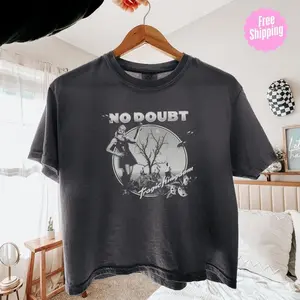 Vintage Rock Inspired Crop Tee Retro Band Style Boxy Graphic Shirt