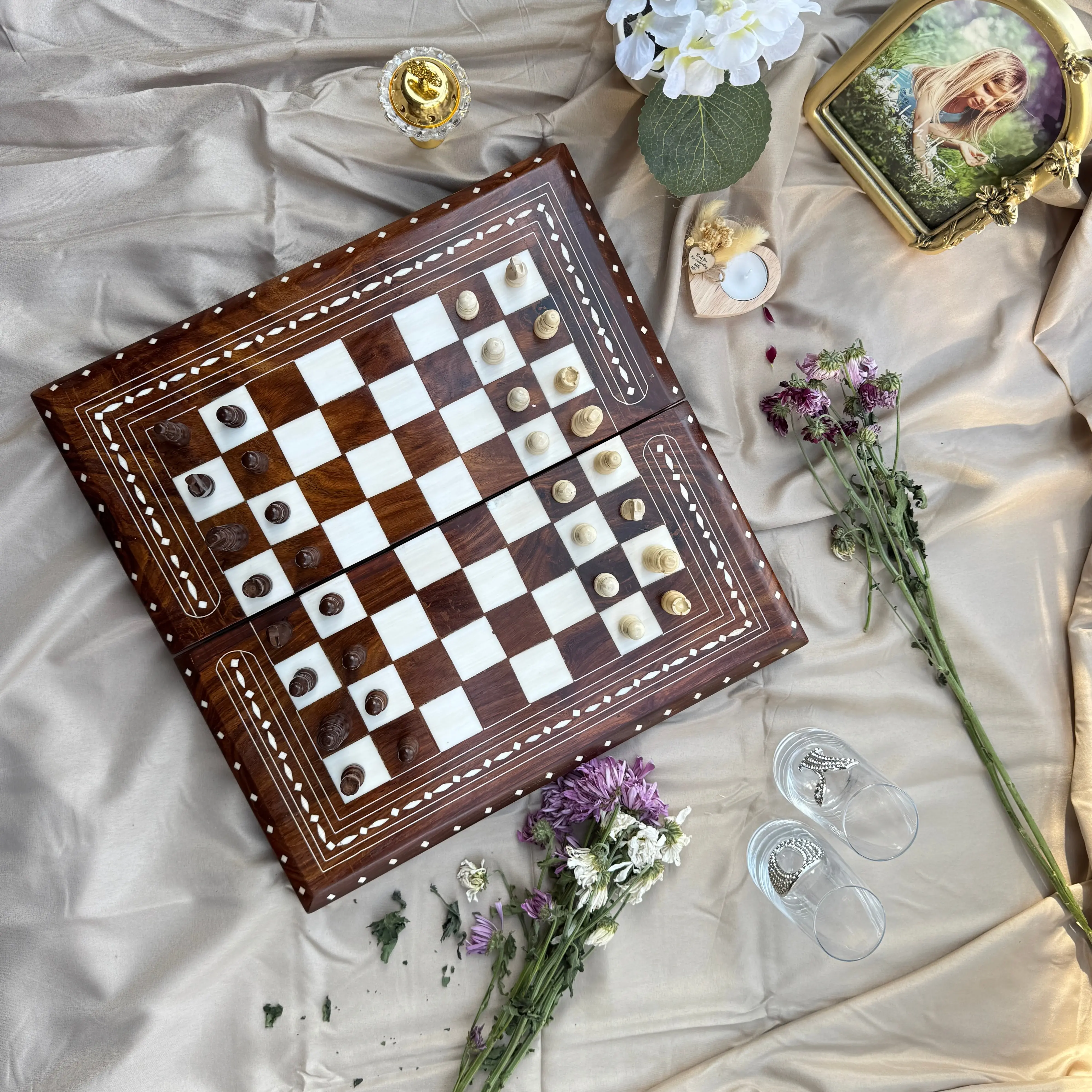 Rosewood Chess Board - Foldable Portable Design for Easy Storage & Transport - Elegant Rosewood Finish - Perfect for Travel or Home Use
