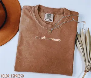 Comfort Colors muscle mommy Graphic T-Shirt