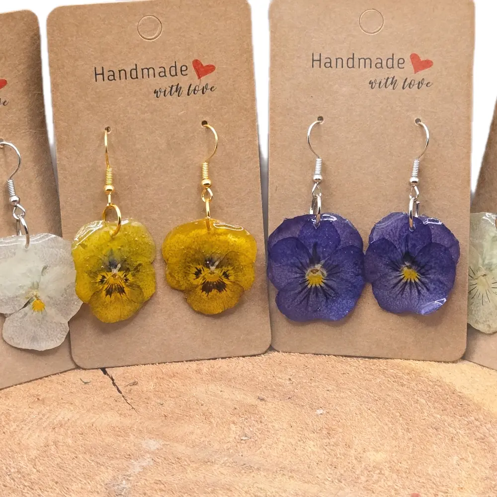 Real Pressed Pansy Flower Earrings – Handmade in UV Resin | Lightweight Botanical Jewelry | Hypoallergenic Hooks