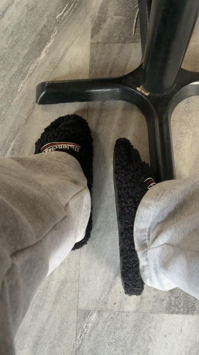 Item: black, 44 /Men 9.5 /Women 11