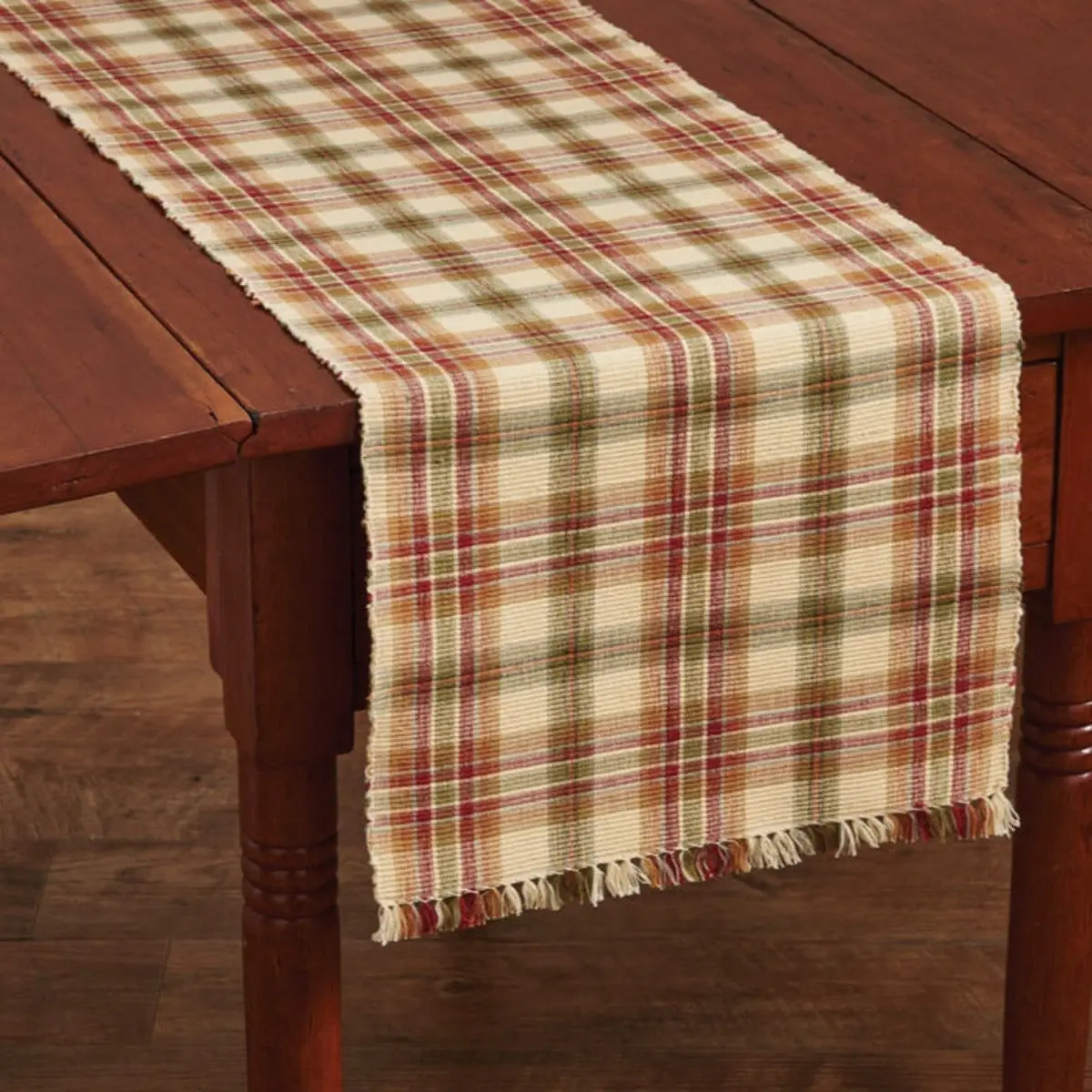 Lemoncrest Table Runner