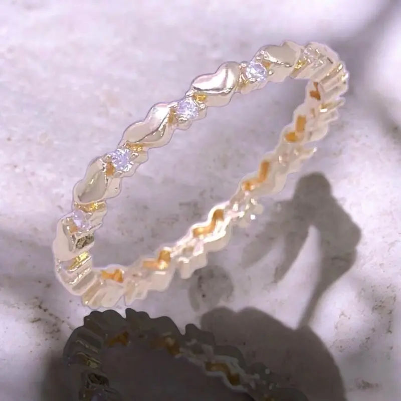 Geneva Heart Ring