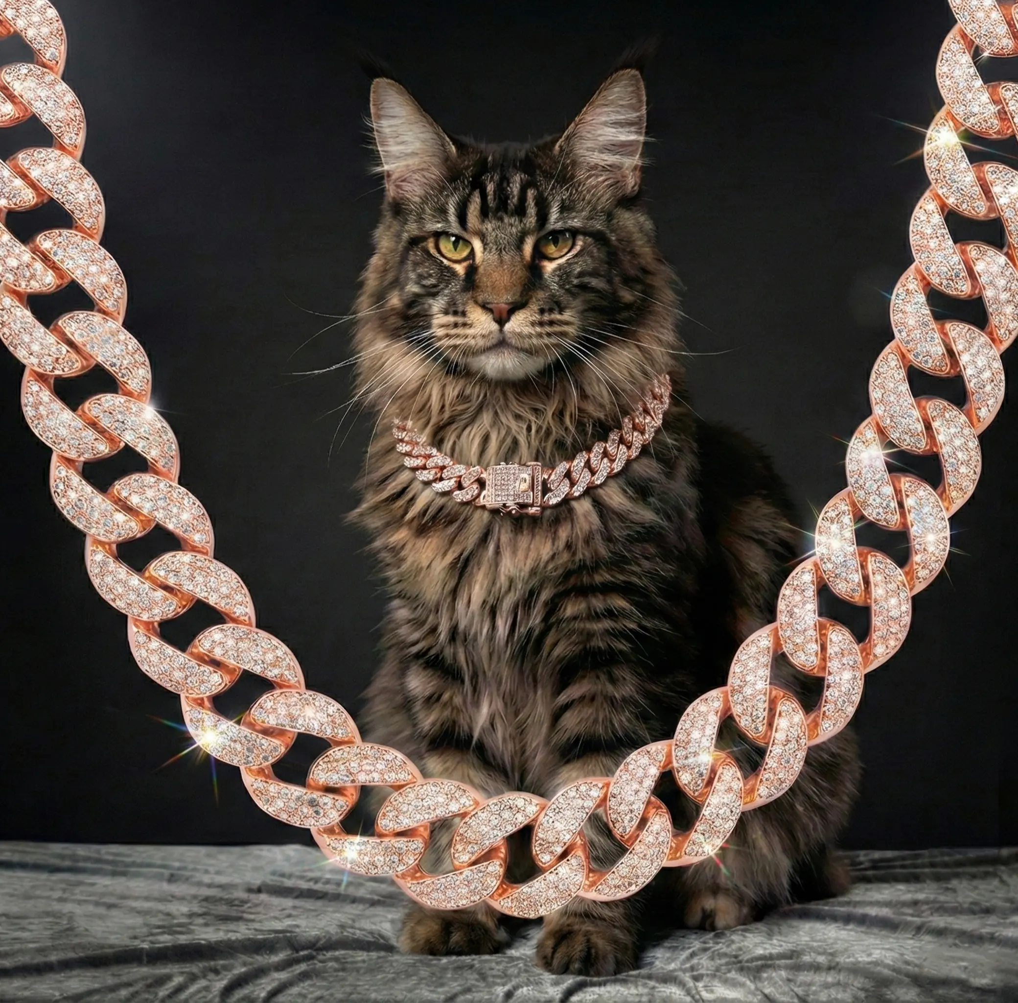 Rose Gold Cuban Chain — luxurious appearance, exquisite design, multifunctional accessory featuring crystals and a bow, suitable for cats and dogs, everyday pet jewelry with diamond details and a bow