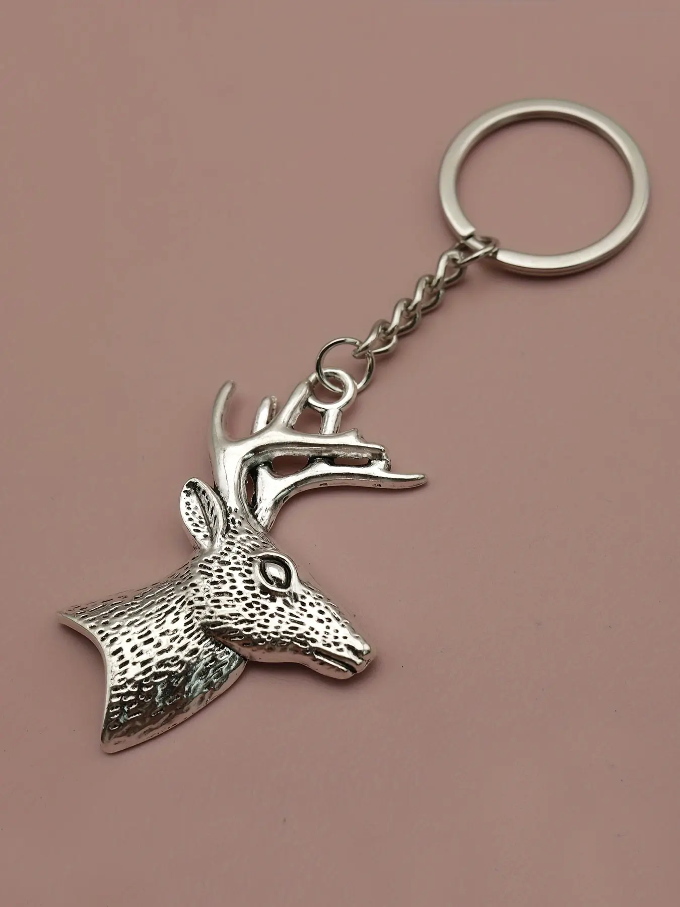 1/20pcs Men's Creative Alloy Deer Head Vintage Stylish Keychain