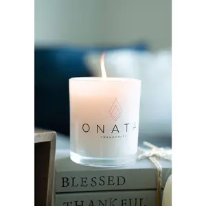 Amber Oud Candle