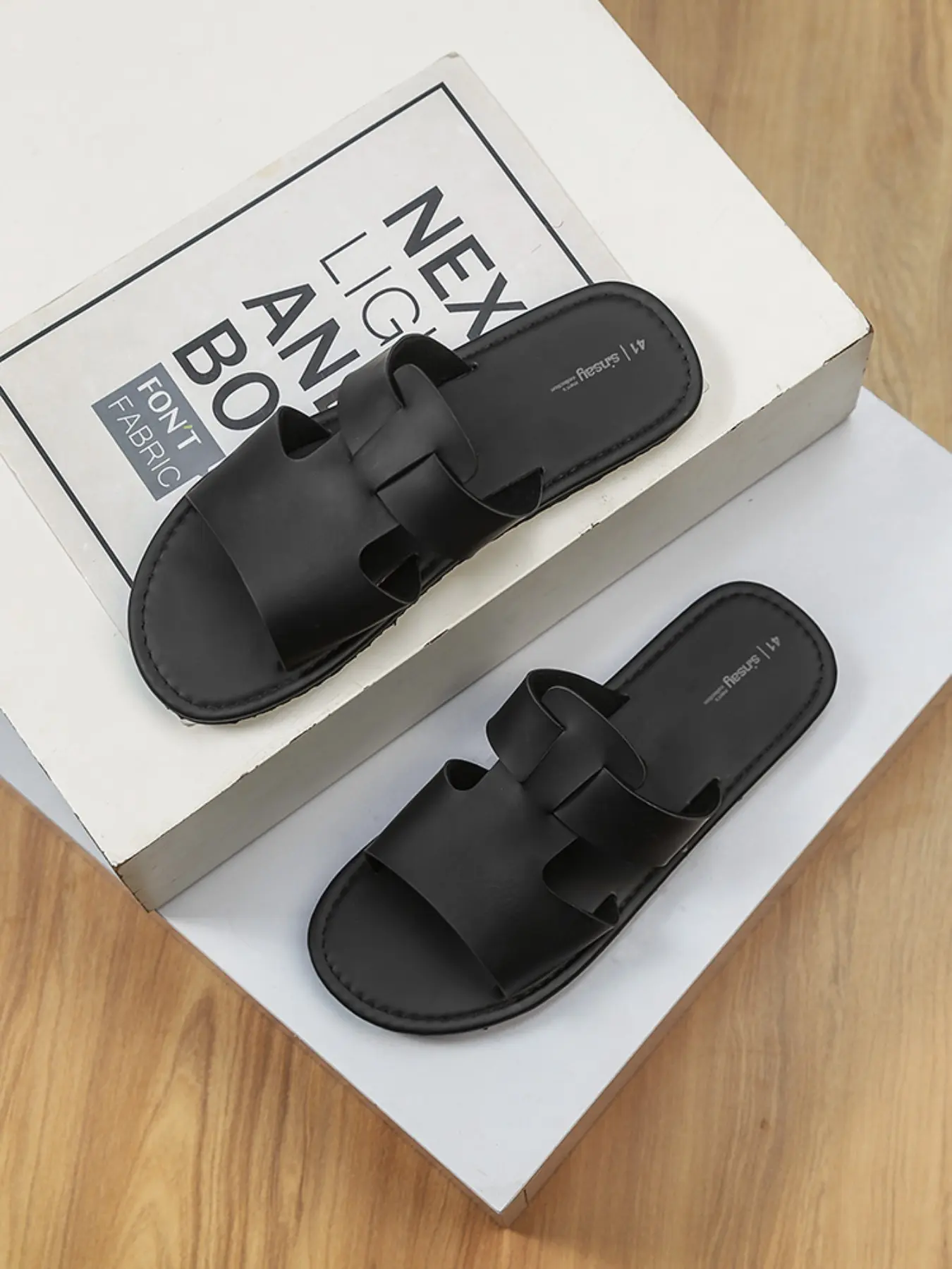 Fashion Men's One-Strap Sandals, Simple Design Home Slippers, Lightweight Flat Beach Shoes, Cute Style, All Seasons, PU Sandals