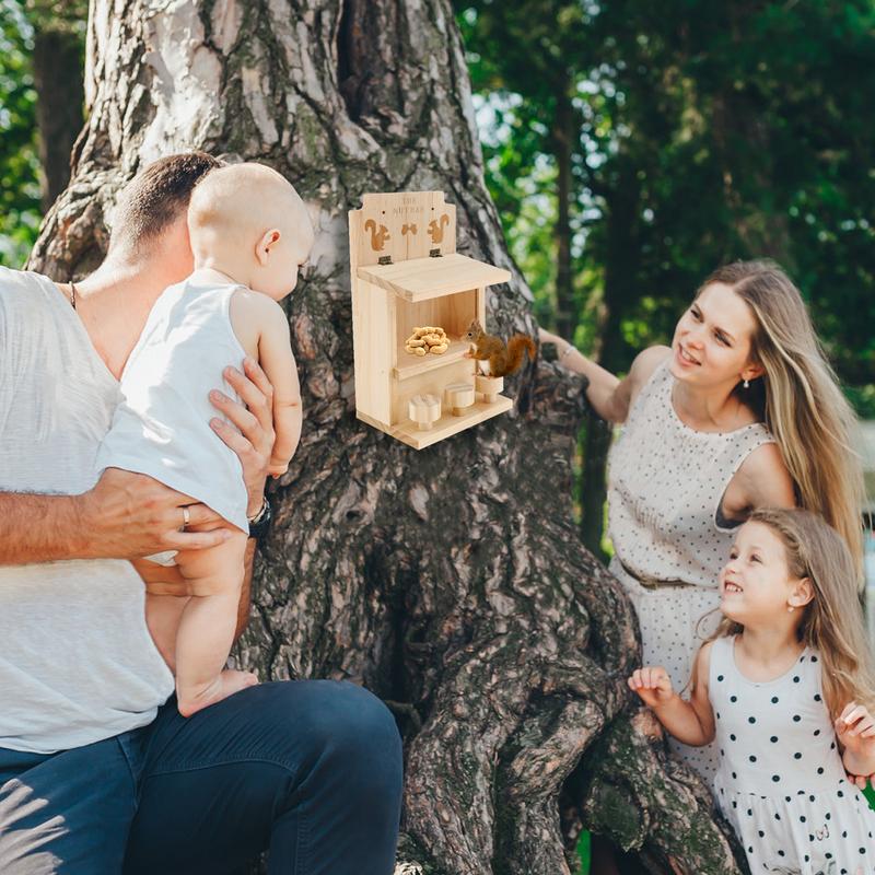 Wooden Squirrel Feeder Large Squirrel Feeders for Outside Cute Squirrel House Sturdy Squirrel Feeder Enduring Squirrel Feeders Decorative Squirrel House for Corn