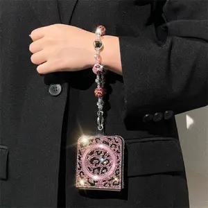 Hand Chain Wrist Strap Leopard Print Leather Magnetic Phone Case Bling Glitter Rhinestone For Samsung Galaxy Z Flip 7 6 5 4 3 5G