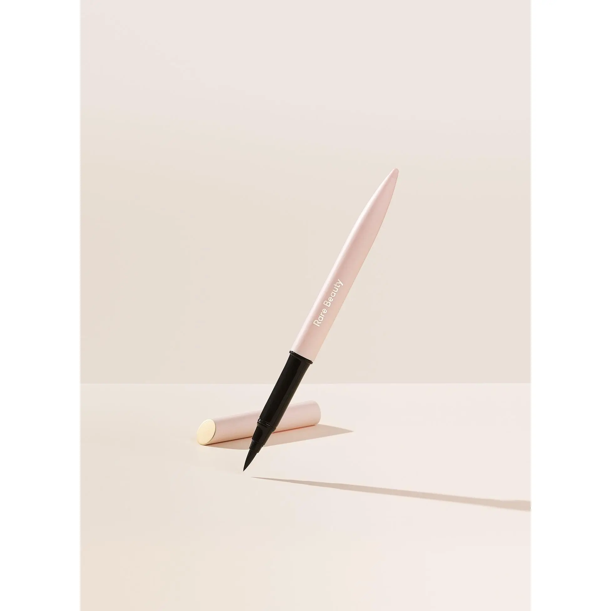 Perfect Strokes Matte Liquid Liner - Black Perfect Strokes Matte Liquid Liner - Black