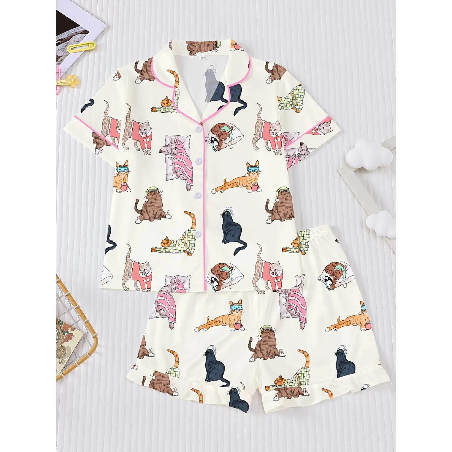 Adorable and Vibrant Cat Print Flame Retardant Pajama Set - Short Sleeve Cardigan & Loose Shorts for Kids