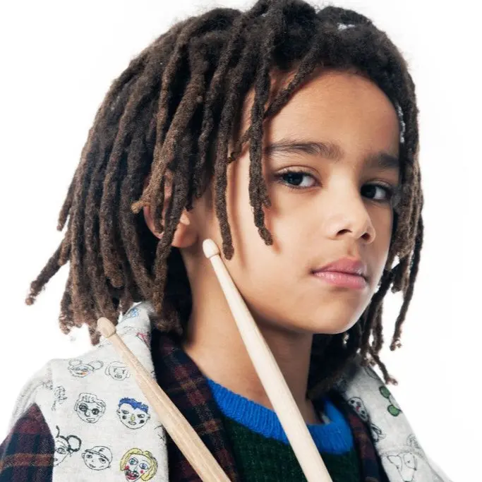 Natural Black Handmade Dreadlock Extensions, 8-inch Length with 0.8cm Width, 100% Human Hair, Suitable for Both Men and Women, Offers Customizable Dyeing, Bleaching, and Curling Options