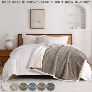 1pc Soft Shaggy Sherpa + Plush Sherpa Blanket Mist Gray Taffeta Solid Color Blanket, Soft Blankets, Ultra Soft and Fluffy Warm Throw for All Seasons, Perfect as a Bedroom Blanket, Sofa Cover, or Office Use, Ideal Camping Gear Double-Sided Warmth & Style