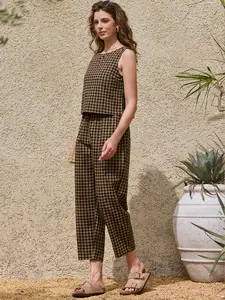 INSPIRE CHIC Gingham Pants Set Women's 2pcs Outfits Sleeveless Crop Top and Lounge Wide Leg Pants