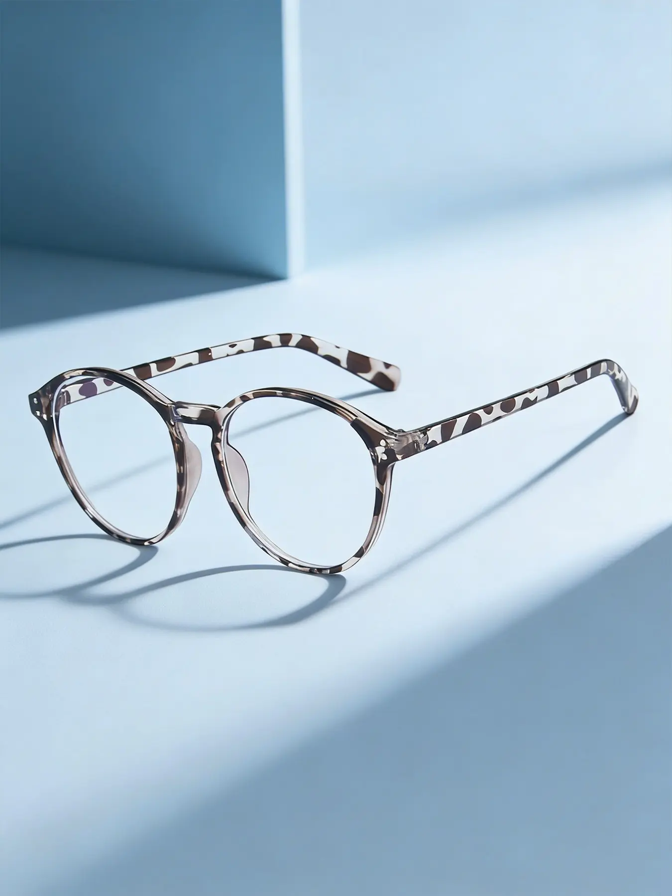 Magnetic Round Glasses Anti-Blue Light Protection, Stylish Large Frame High Aesthetic, Slimming Effect, Multi-Purpose for Work Travel, PC Material Glasses