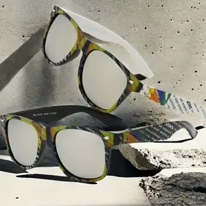 Vintage newspaper Polarized Unisex UV 400 Square Plastic Sunglasses with Colorful Design skater hipster