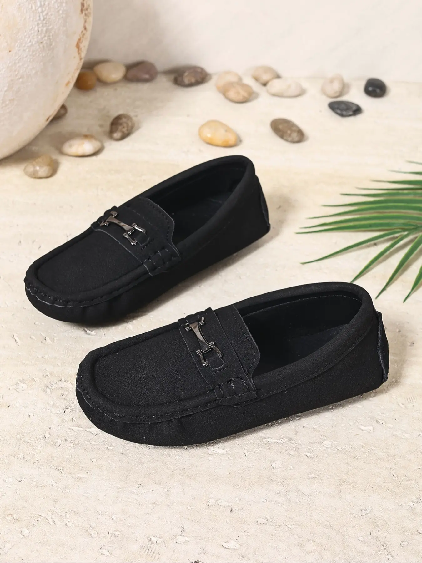 Unisex Kids Flat Loafer Shoes, Simple Slip-On Design, Comfortable Casual Footwear for Boys & Girls, Perfect for Daily Wear, Slip On Flats, Youth Fashion Shoes