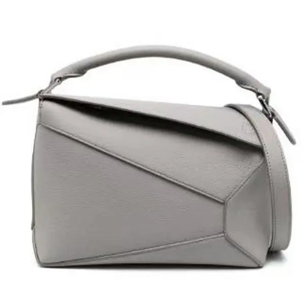 Pre-owned Loewe Puzzle bag in soft grained calfskin