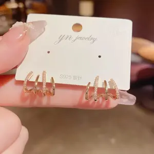 S925 Needle Zircon Ear Cuff Earrings Silver-Tone Four-Claw Crystal Design, Chic Minimalist Stud Earrings Fashion Jewelry for Women DZEH1754 Gold Plated Hoop