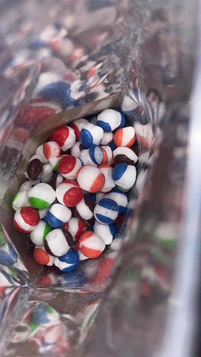 Item: 8 oz Wildberry bag