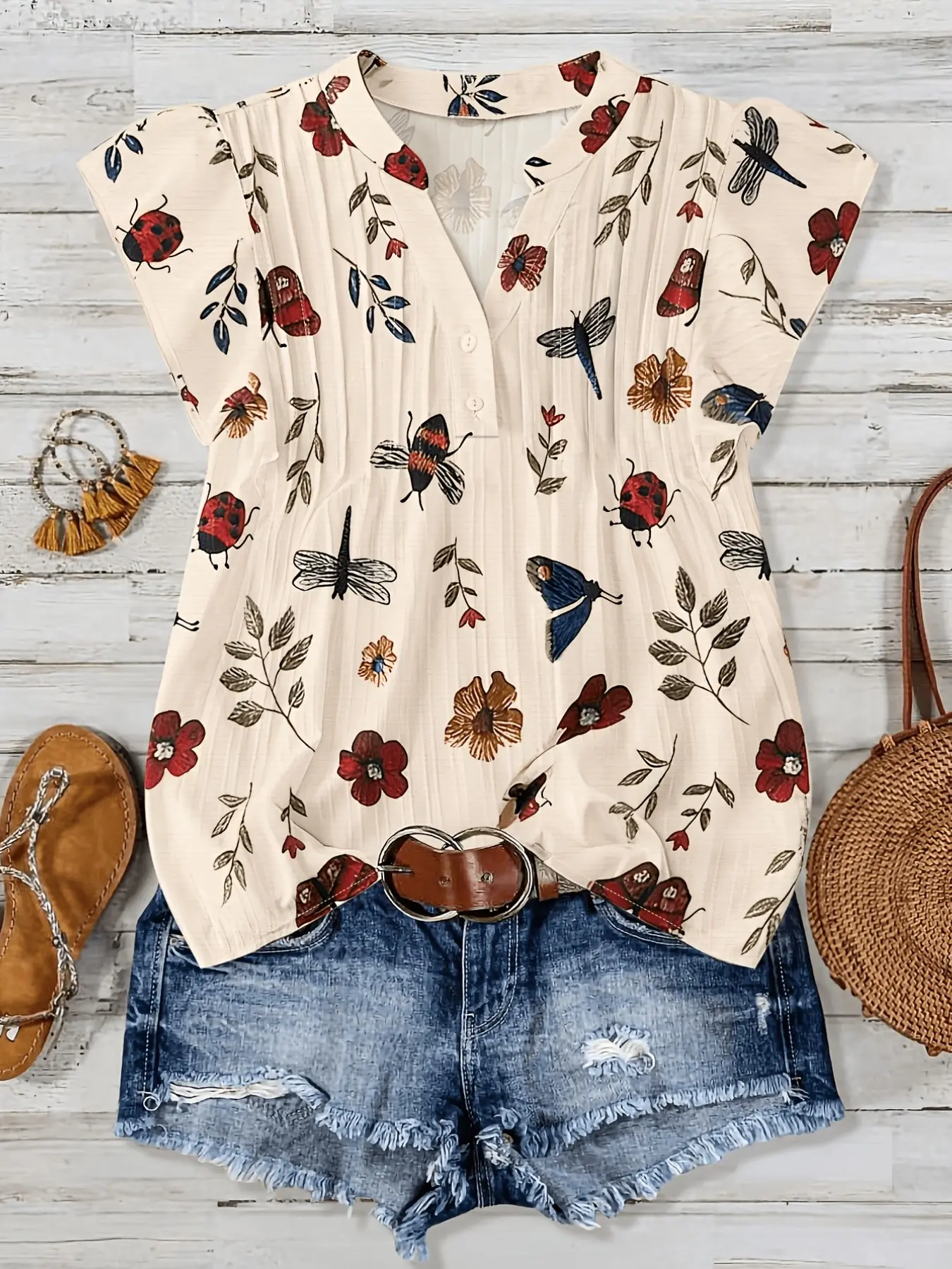 Plus Size Women's Floral Print Short-Sleeve V-Neck Button Blouse, Loose Fit Y2K Summer Bohemian Top with Nature-Inspired Pattern Detail, Comfortable Stylish Shirt for Daily and Party Wear