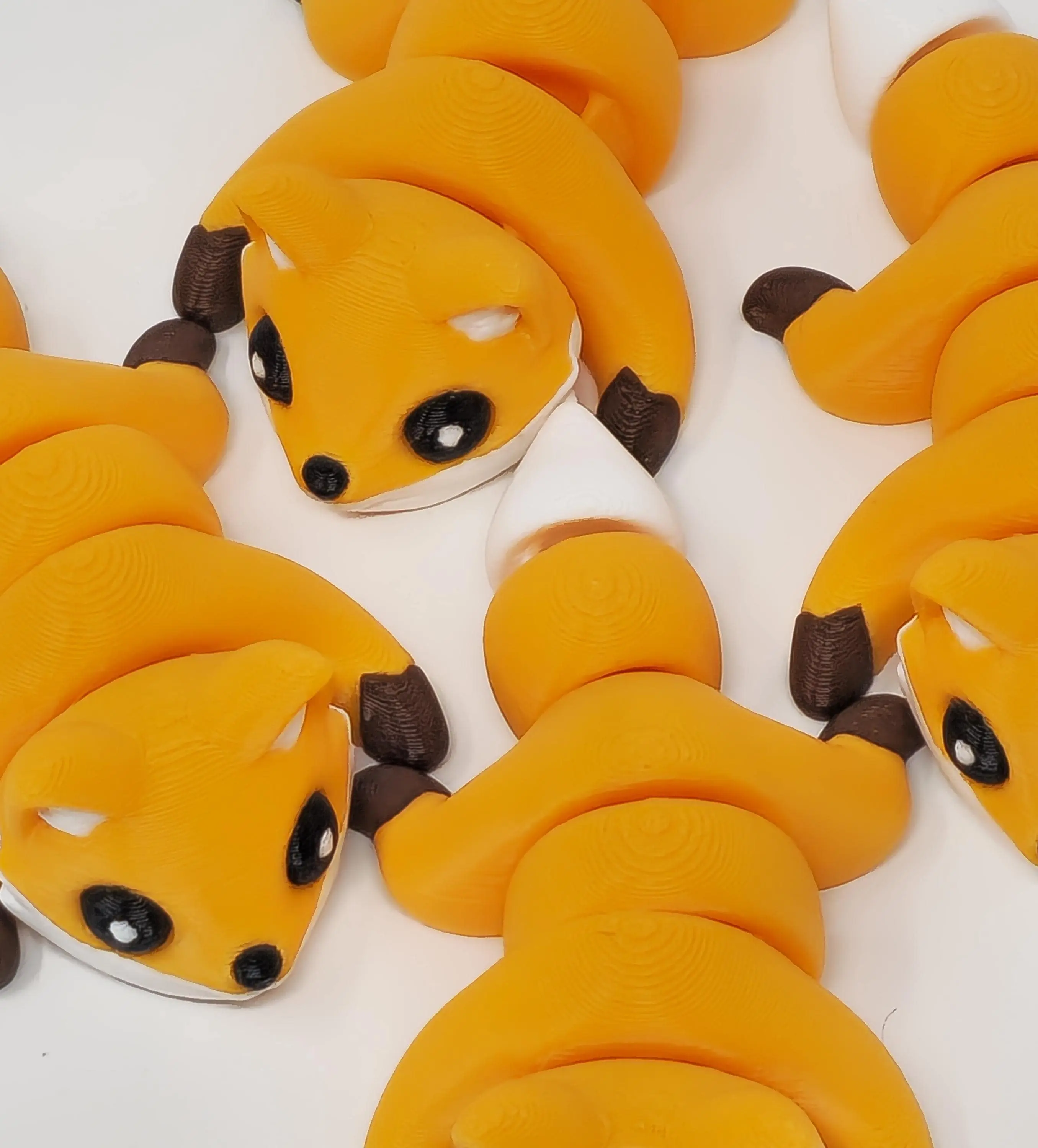 3D Printed Articulated Fox Fidget Toy - Unisex Compact & Lightweight Durable & High-Quality Sensory Tool for Fidgeters, Smooth Flexible Motion, Calming Stress Relief, Unique Birthday Gift