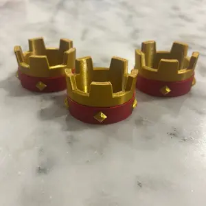 3 Crown Red Clash