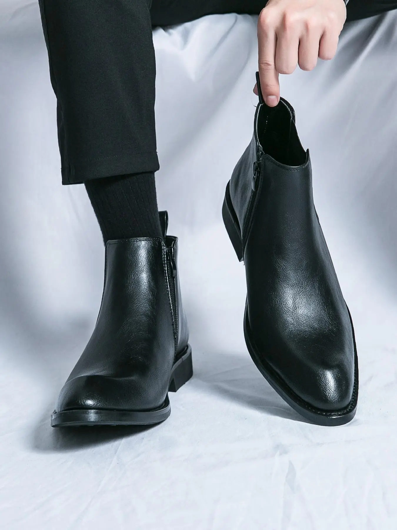 Men's Fashionable Solid Color Zipper Ankle Boots, Zipper Design Boots, Casual Outdoor Boot, Casual Comfortable Pointed Toe Boots for Daily Wear, All-match Commuter Shoes for Work & Daily Wear