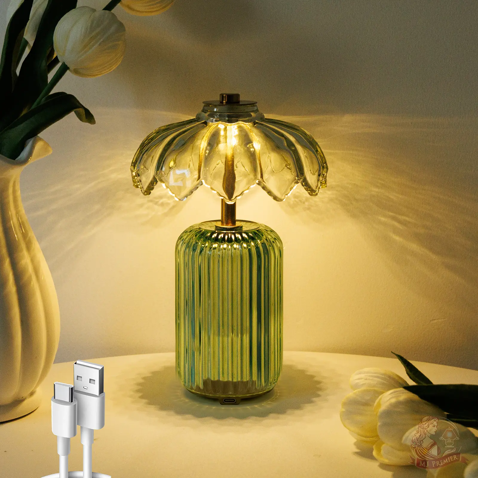 MJ PREMIER Cordless Lamp, Rechargeable Operated Lamp with Timer, Crystal Glass Flower Lampshade, Small Table Lamps, Decorative Led Warm Light for Bedroom Living Room Shelf ,Bedroom light,nightlight，sohochic