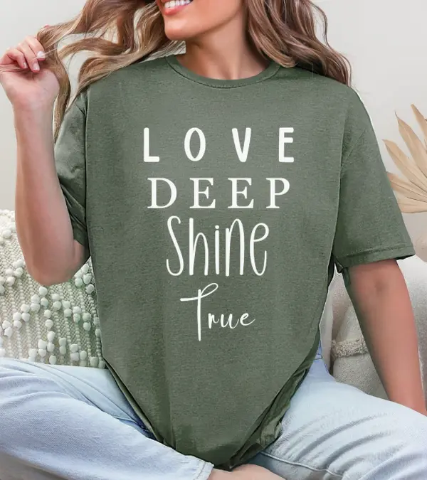 Women's Oversized Short-Sleeve Casual Printed "Love Deep • Shine True" Graphic Tee Fit Top