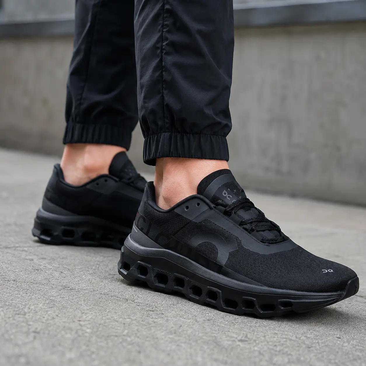 Cushioned On Running Shoes Lightweight Mesh Sneakers for Daily Training