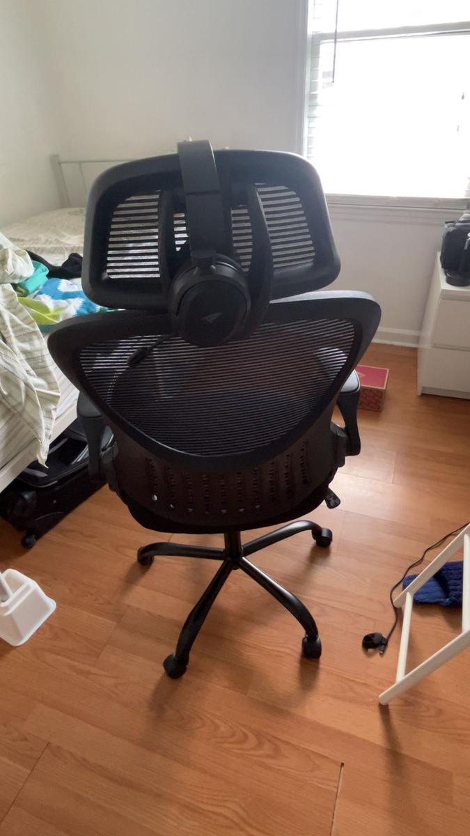 Item: Black - Rotatable Armrests