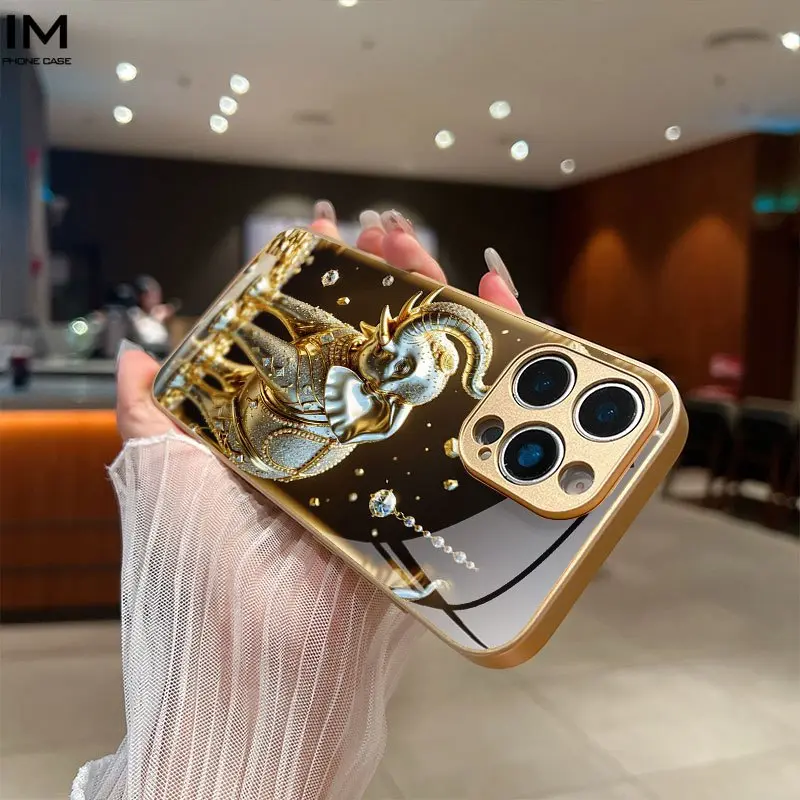 Diamond-embellished golden elephant decorative wallpaper pattern is popular, with a high-end golden texture and a high-value, trending design suitable for the new glass cases of iPhone 17, 16, 15, 14, 13, 12, 11