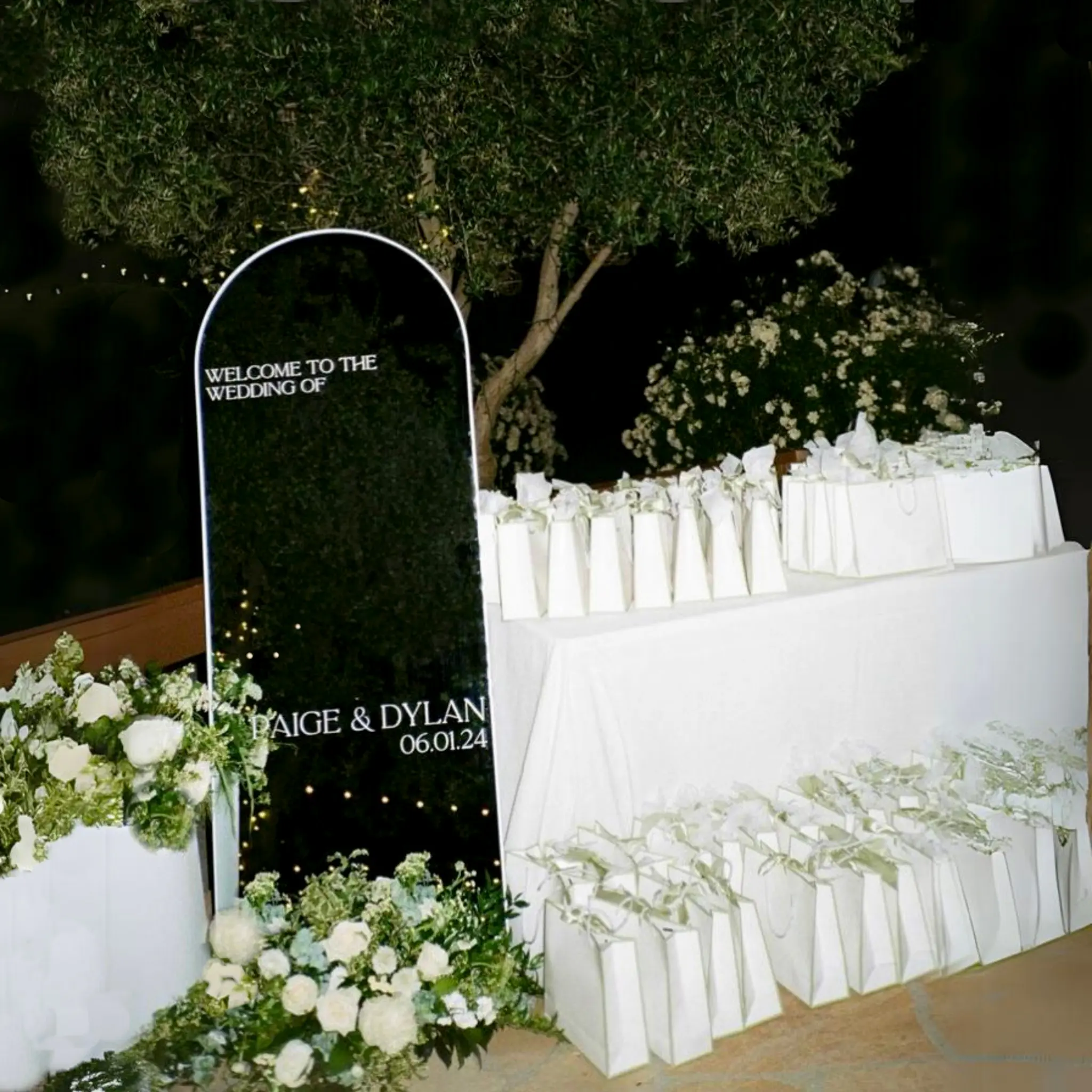 Full Length Mirror Welcome Sign for Wedding Ceremony Entrance