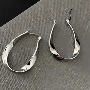 LANDE 925 silver-plated sterling silver post earrings Mobius Twist Hoop Earrings – Lightweight Spiral Hoops for Women, Everyday Chic Design 0.83Inc1.22IN