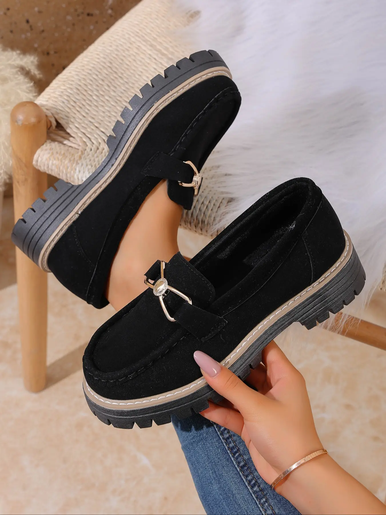 Women's Black Buckle - Decorated PU Leather Loafers, Slip On Shoes, Casual Comfortable Walking Shoes, Versatile Footwear for Daily Commuting, Leisure & Office, Female All - match Trendy Chunky Heel Shoes for All Seasons
